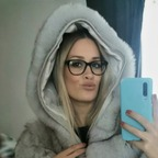 Download phenomemom OnlyFans content for free 

 profile picture