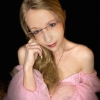 Rosie (rosalieduthe) Leak OnlyFans 

 profile picture