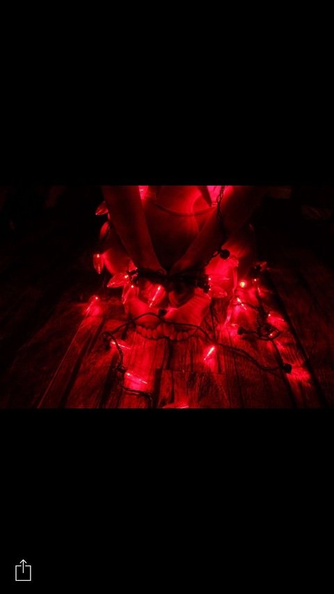 Header of roxymulliganxx