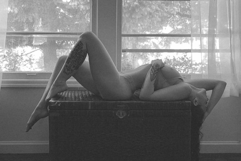 Header of sadieandsmutvip