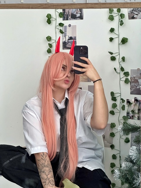 Header of salems_hailey