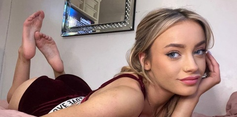 Header of scarlettmayellis