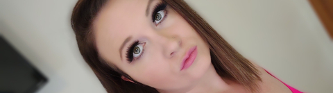 Header of sexy-hott-wife