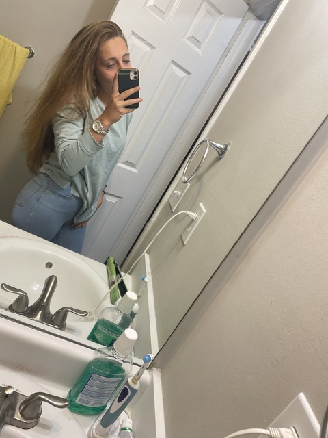 Header of sexy_army_girl2627