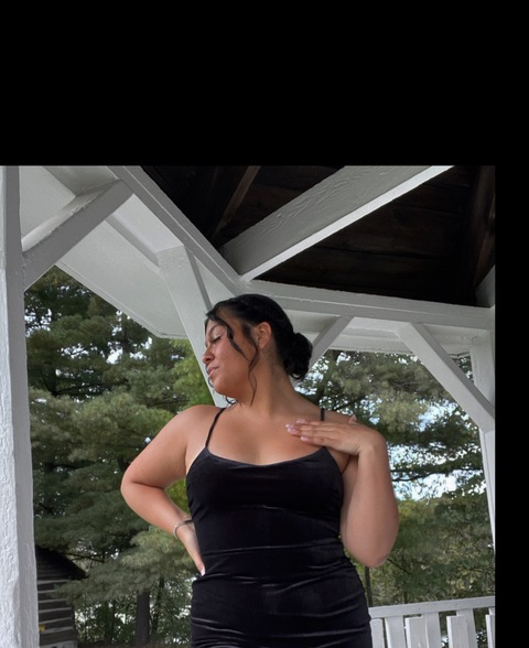 Header of shesliterallythatgirl