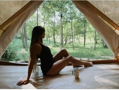 Header of skadi_moon