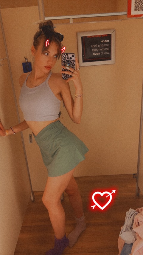 Header of skyhighxoxo1