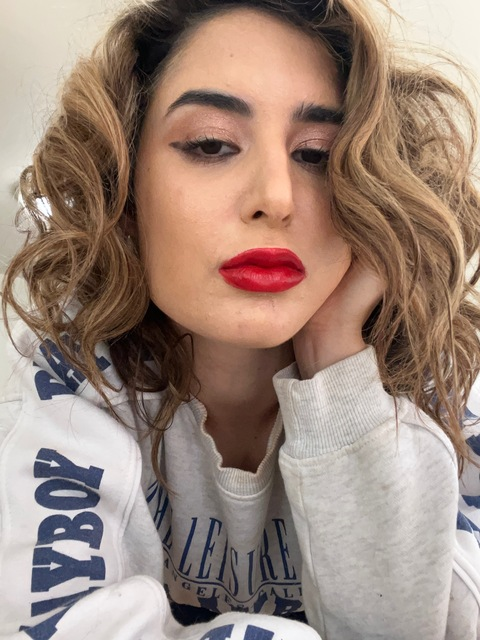 Header of snarkybrunettevip