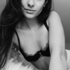 sofia-in-red OnlyFans Leaks 

 profile picture