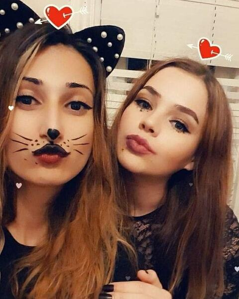 Header of sophie_kiss