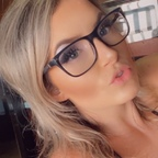 Free access to (@suburbanh0twife) Leak OnlyFans 

 profile picture