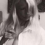 Sue Simmonds suesimmonds Leak OnlyFans 

 profile picture