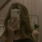 swilliams02 (Scarlett Williams) OnlyFans Leaks 

 profile picture