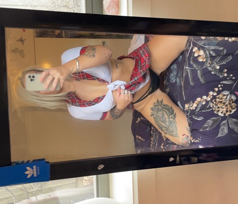 Header of taysjade22