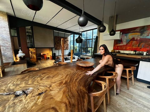 Header of theamericanjade1