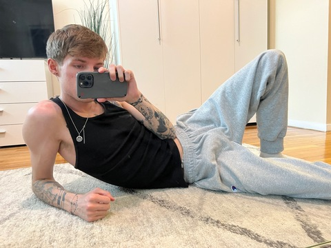 Header of thelukestone