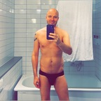 thenakedauthor (The Naked Author) OnlyFans content 

 profile picture