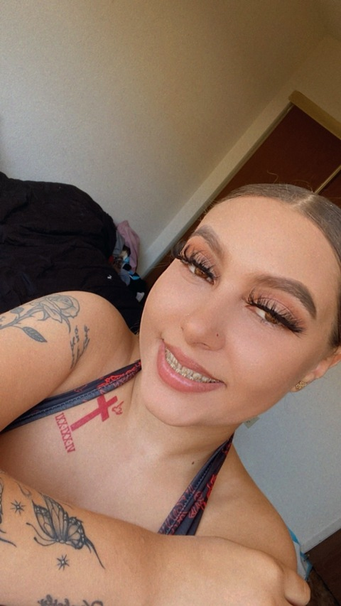 Header of therealkaylaababyy