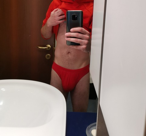 Header of thom_skinnythick