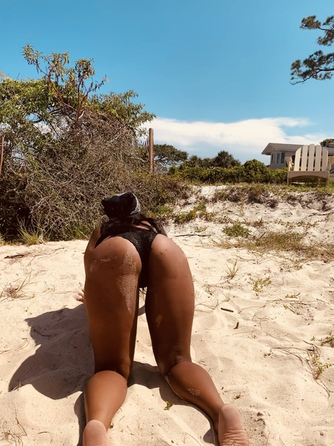 Header of throatgoatt420