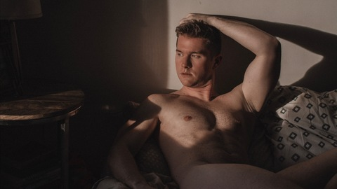 Header of tom-hunting