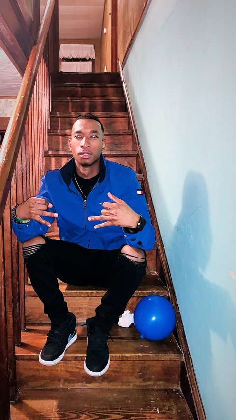 Header of toosmoov21