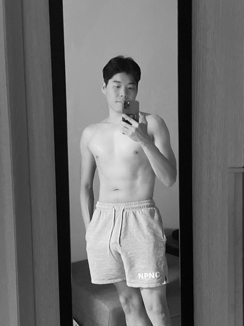 Header of whitekind228