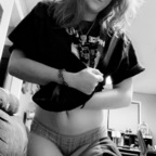 Misty Day (wifeyinthewoods) Leak OnlyFans 

 profile picture