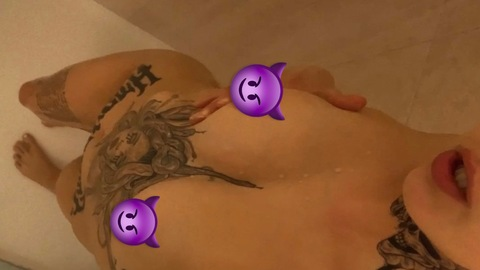 Header of xoxo_angel_xoxo