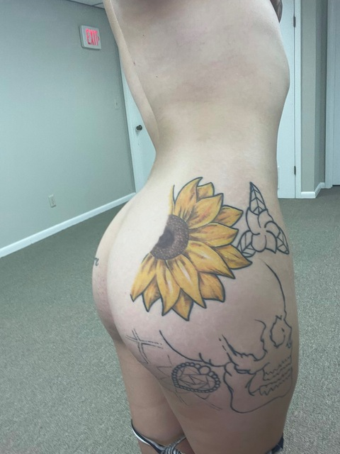 Header of xoxostellaa