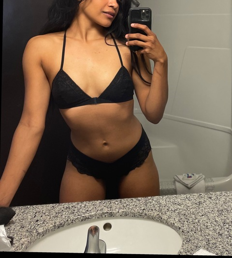 Header of xxdarianna