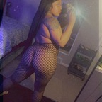 Therealyellabone_ (@yellabellab) Leaks OnlyFans 

 profile picture