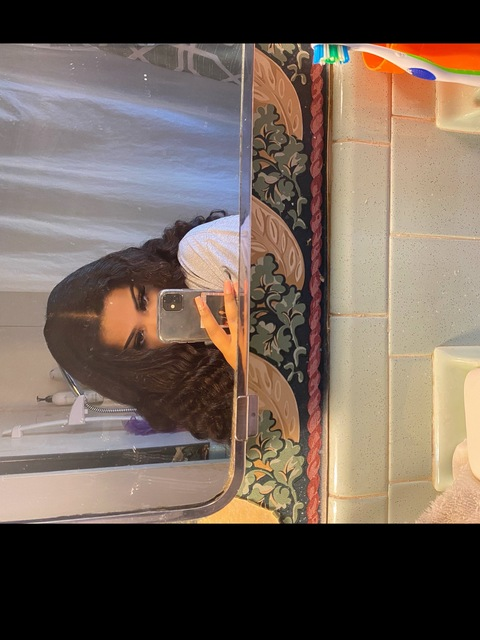 Header of yourniggasfantasy