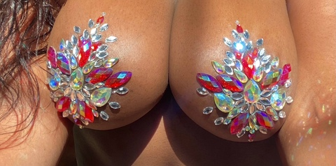 Header of zeethenymph